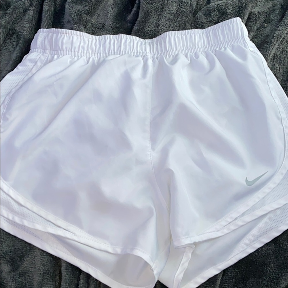 white nike dri fit shorts